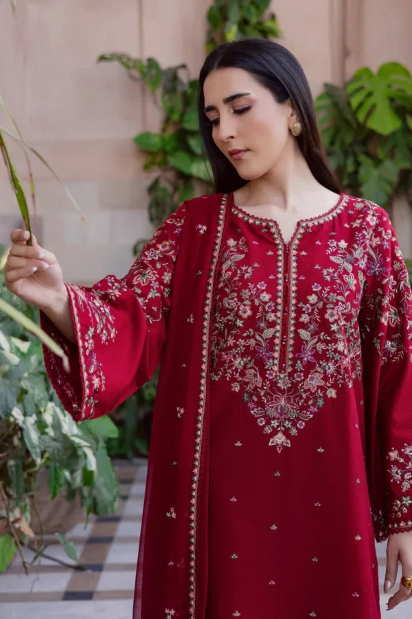 Dhanak Embroidered 3pc Suit With Chiffon Embroidered Dupatta 727